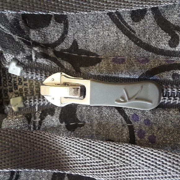 Women's Danskin Gray Print Hoodie Size Small - Picture 4 of 8